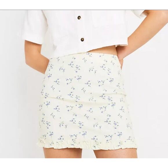 Urban Outfitters Womens Ashton Floral Ruffle Mini Skirt Medium Yellow Purple‎ L - Picture 1 of 8